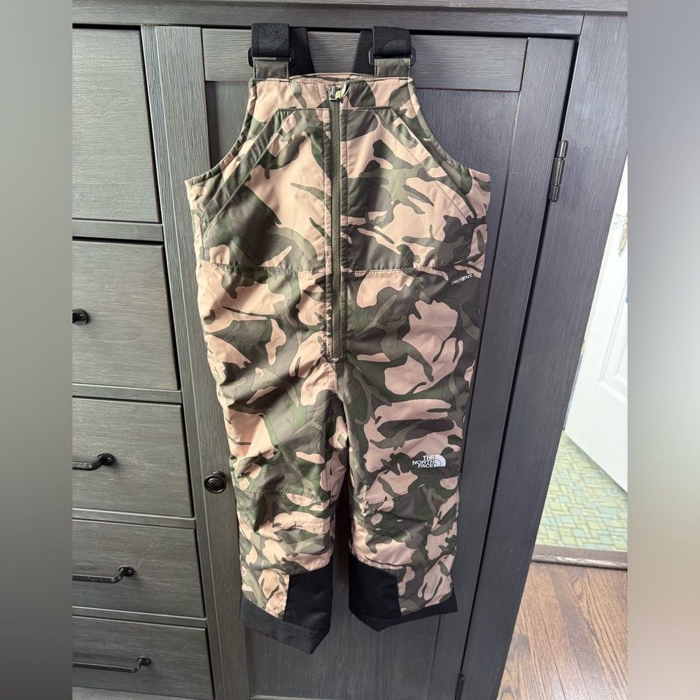 TNF Kids Snow Bib ❄️